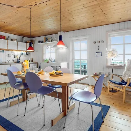 Gorgeous In With Wifi